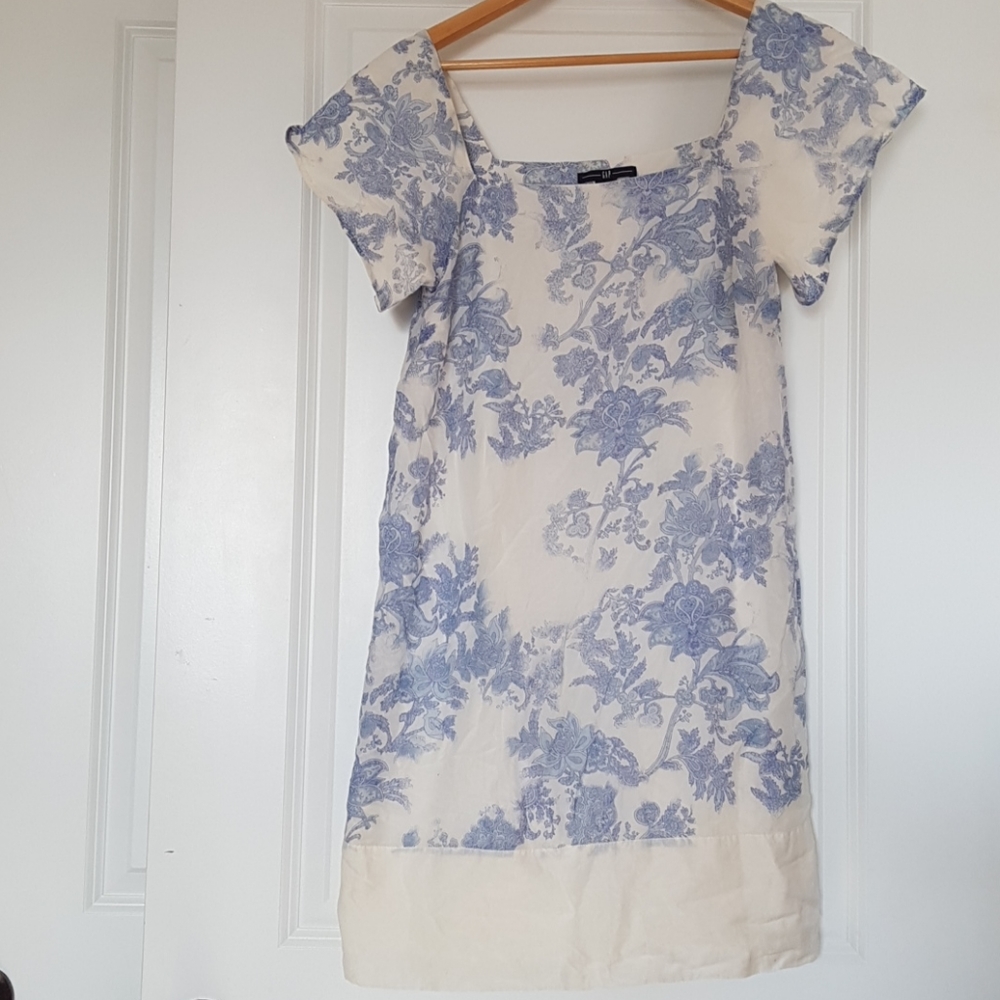 COPY - Gap Silk and Cotton Shift Dress